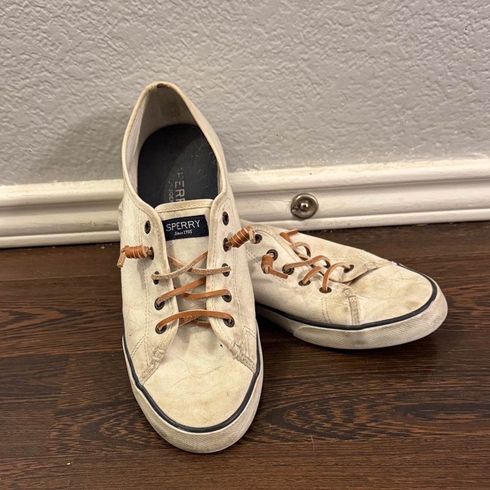 Sperry Women's Off-White Canvas Boat Shoes